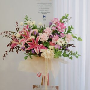 Standing flower ucapan selamat untuk opening bisnis di Makassar, rangkaian bunga segar dengan desain elegan dan mewah